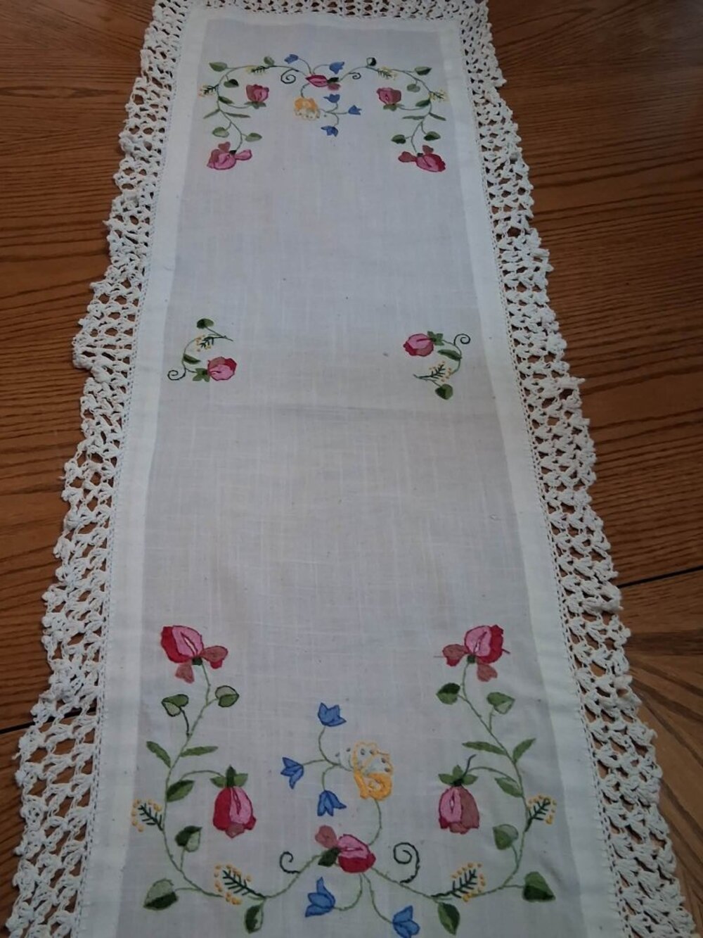 Embroidered Floral Table Runner